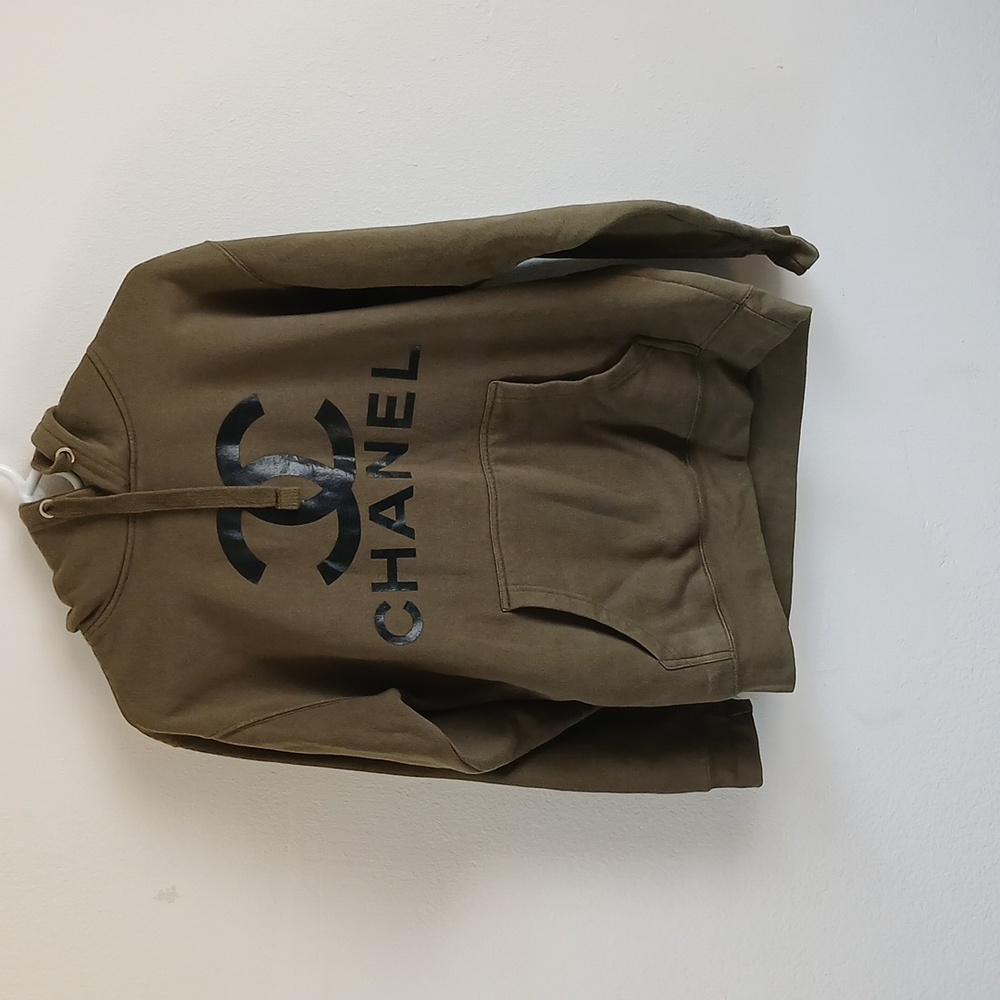 Chanel Hoodie Pullover Medium